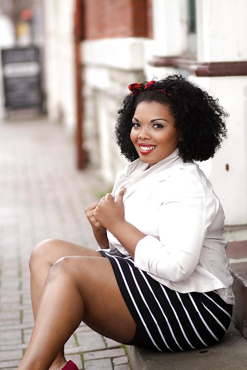 23P Big BEAUTIFUL BLACK GIRLS