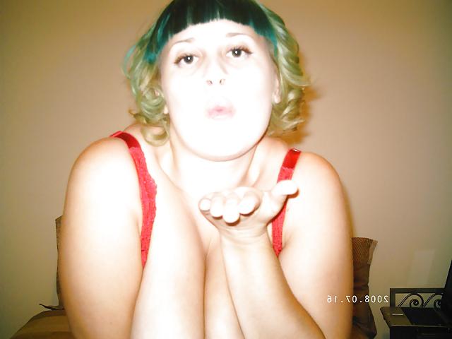 25P Amazing Busty Nerd Girl Wants to Steal Your Comics