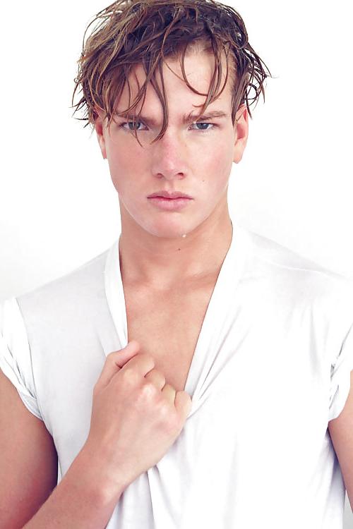24P Ben S..... Gorgeous Model