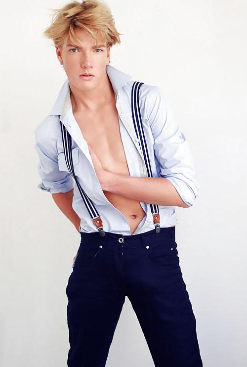24P Ben S..... Gorgeous Model