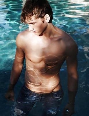 24P Ben S..... Gorgeous Model