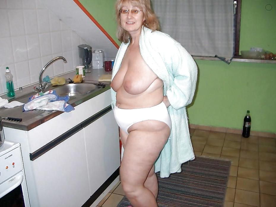 25P Grannies BBW Matures #11