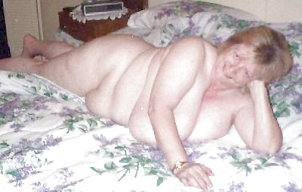 25P Grannies BBW Matures #11