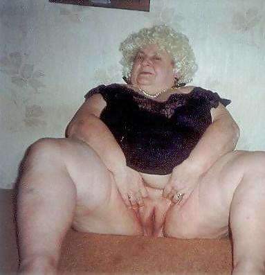 25P Grannies BBW Matures #11