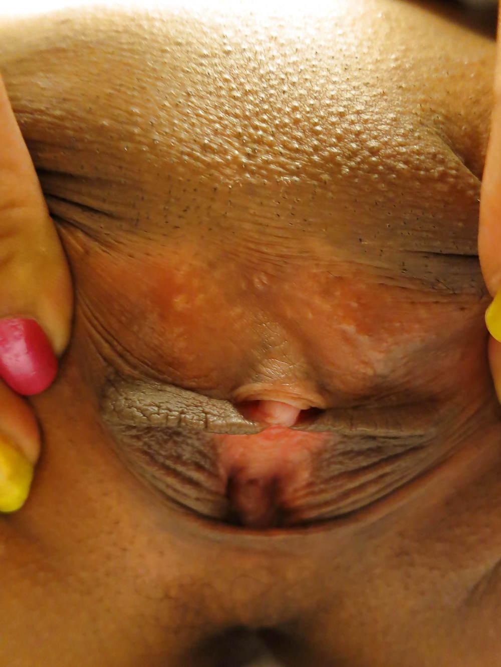 5P Pussy close-ups of my new asian whore
