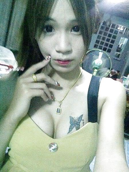 11P Hot Asian Babes 2