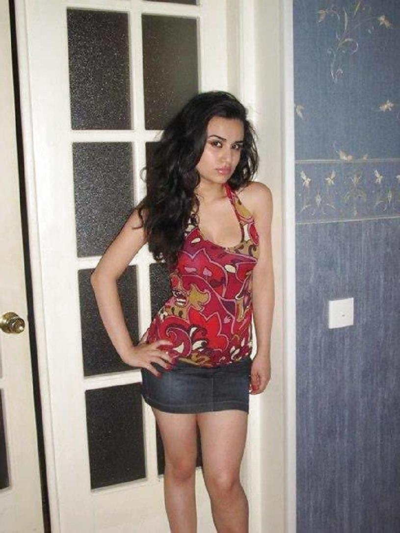 9P Arab turkish girl: Narmina