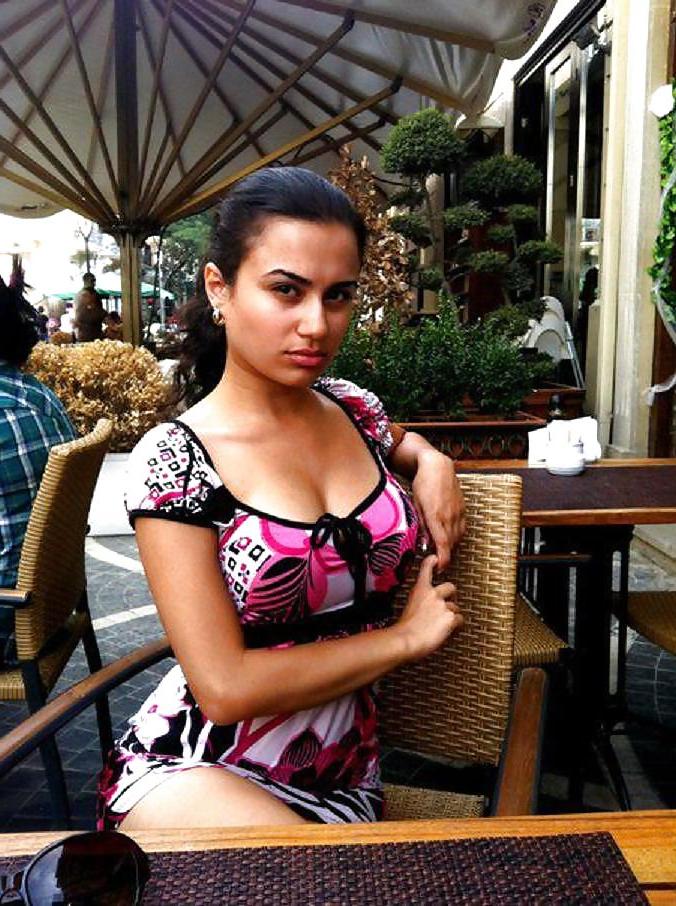 9P Arab turkish girl: Narmina