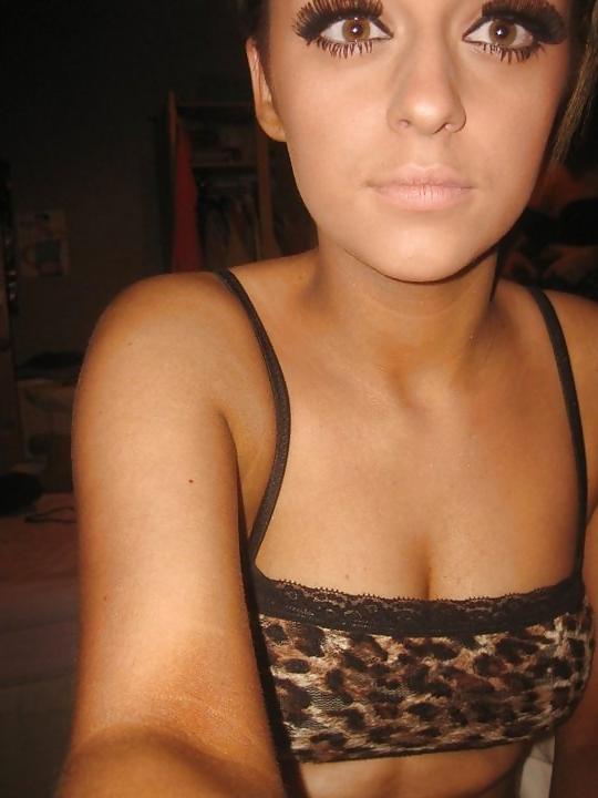 18P Very very sexy amateur kissing bikini heels