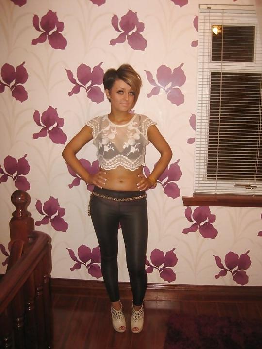 18P Very very sexy amateur kissing bikini heels