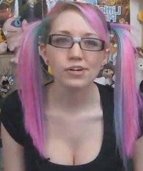 25P Danielle (King of the Nerds)