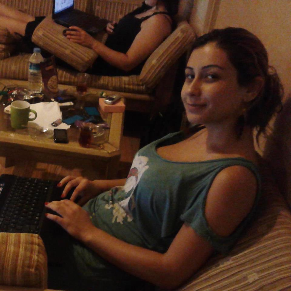 7P Turkish girl: Deniz