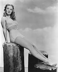 25P Classic pin up girl