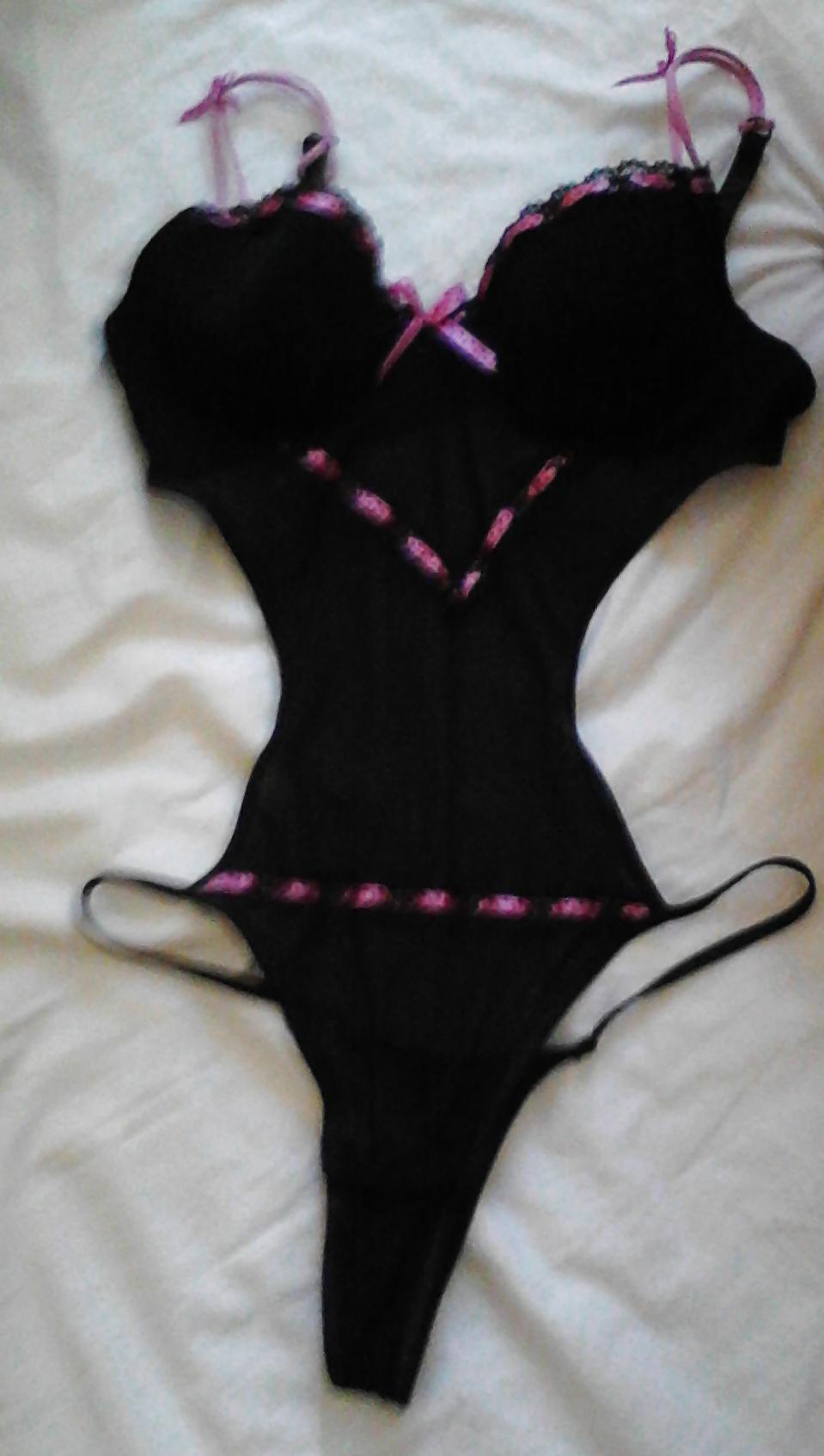 25P Mom ex model shower voyeur