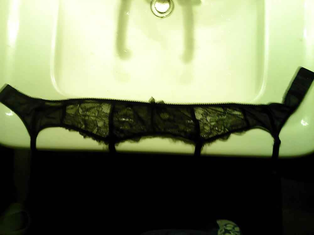 25P Mom ex model shower voyeur
