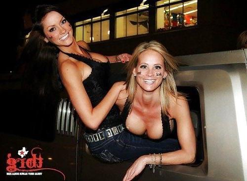 25P Cleavage Is Awesome Part 2
