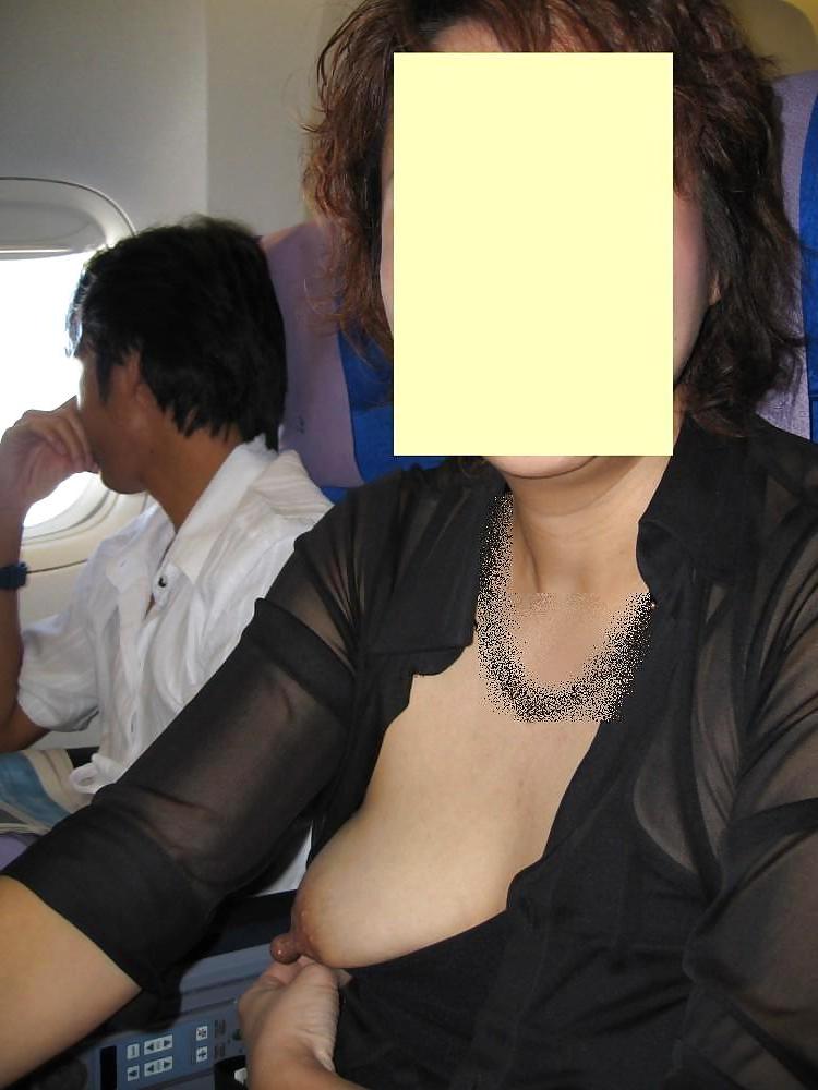 25P Mature asian exhibitionist