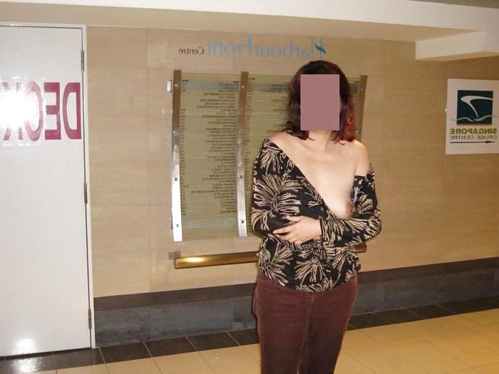 25P Mature asian exhibitionist