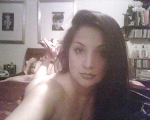 10P Latina milf with amazing cleavage