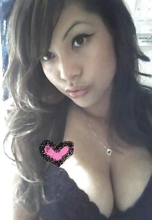 12P Gorgeous latina