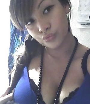 12P Gorgeous latina