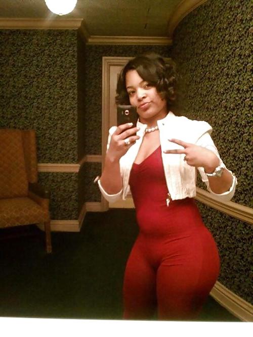25P ALL KINDS OF MATURE BLACK WOMEN PT.20