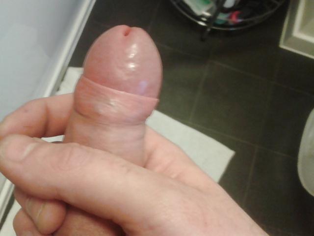 11P Soapy shower wank