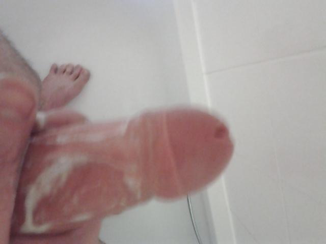 11P Soapy shower wank