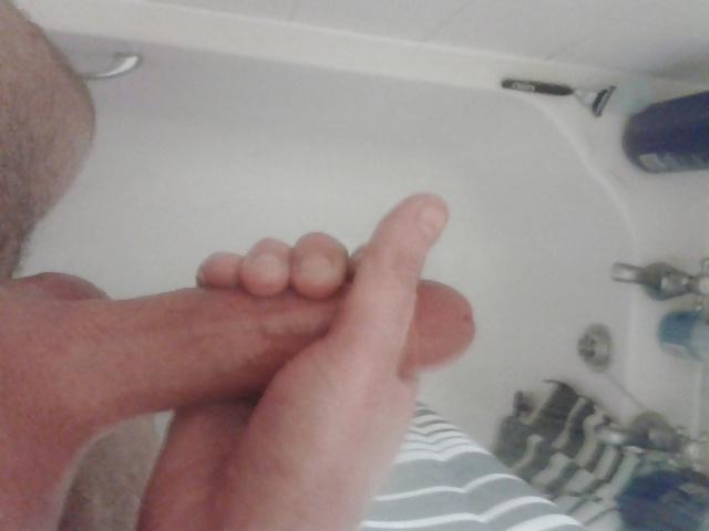 11P Soapy shower wank