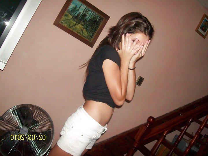 11P TURKISH GIRLS