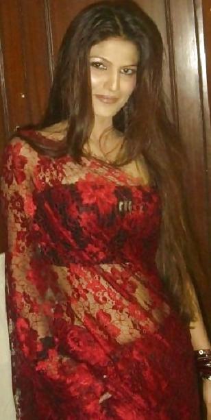 25P Another Hot Asian MILF