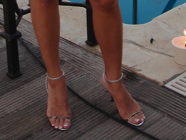 25P Pretty feet in heels 7