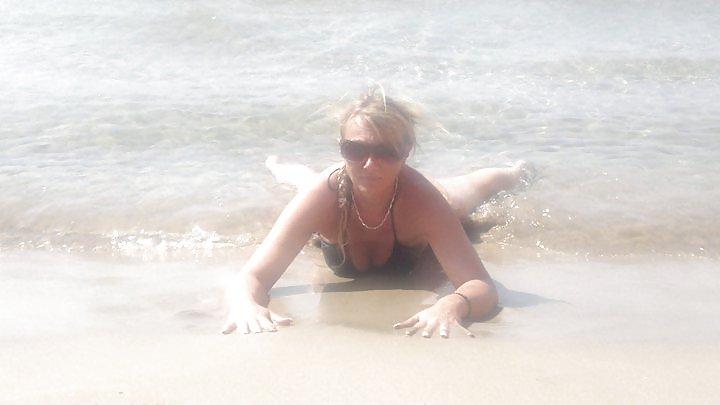 16P Please give love to this MILF - Natascha -