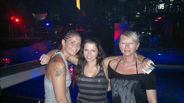 16P Please give love to this MILF - Natascha -