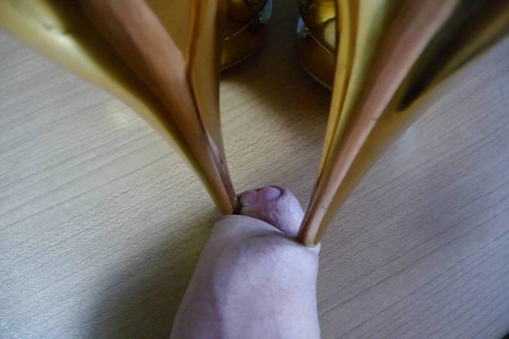 14P Sexy Korean pumps with gold heels on cock (2)