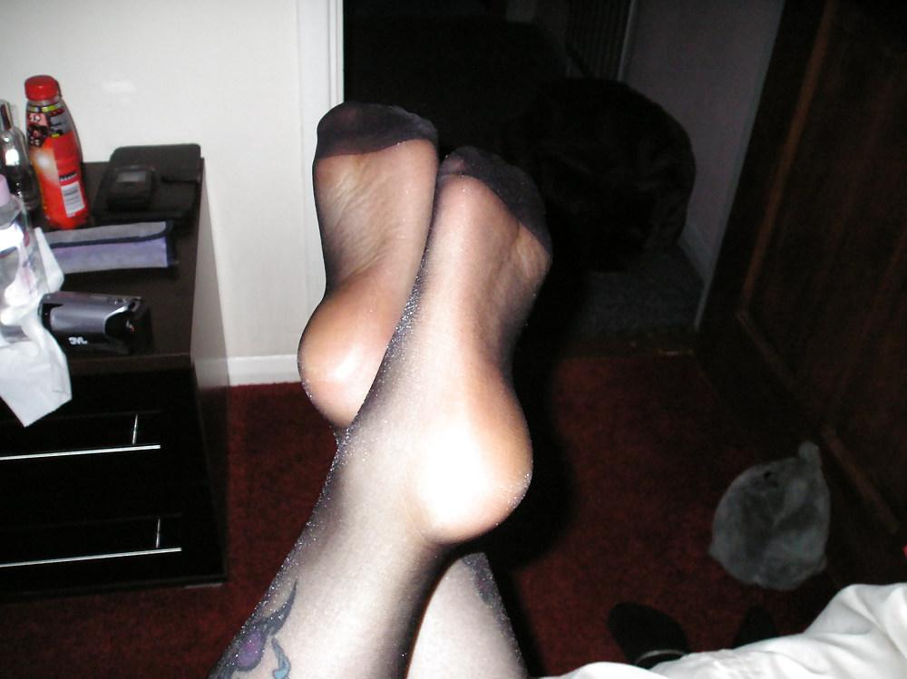 16P Black lace top stockings