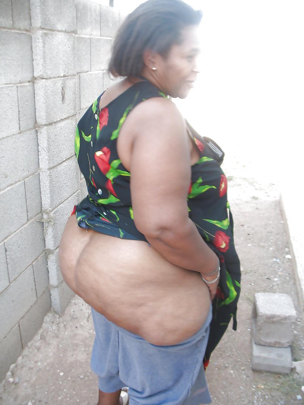 16P Black mom