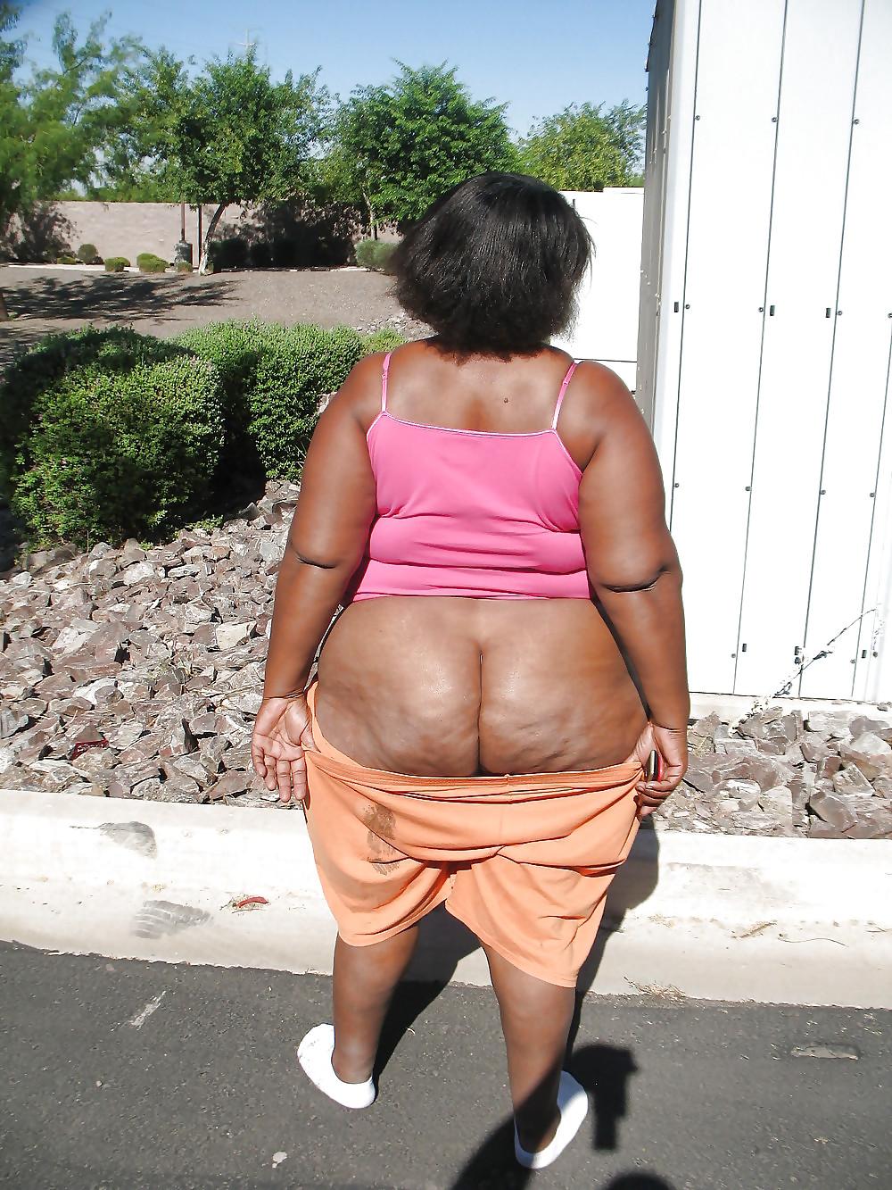16P Black mom