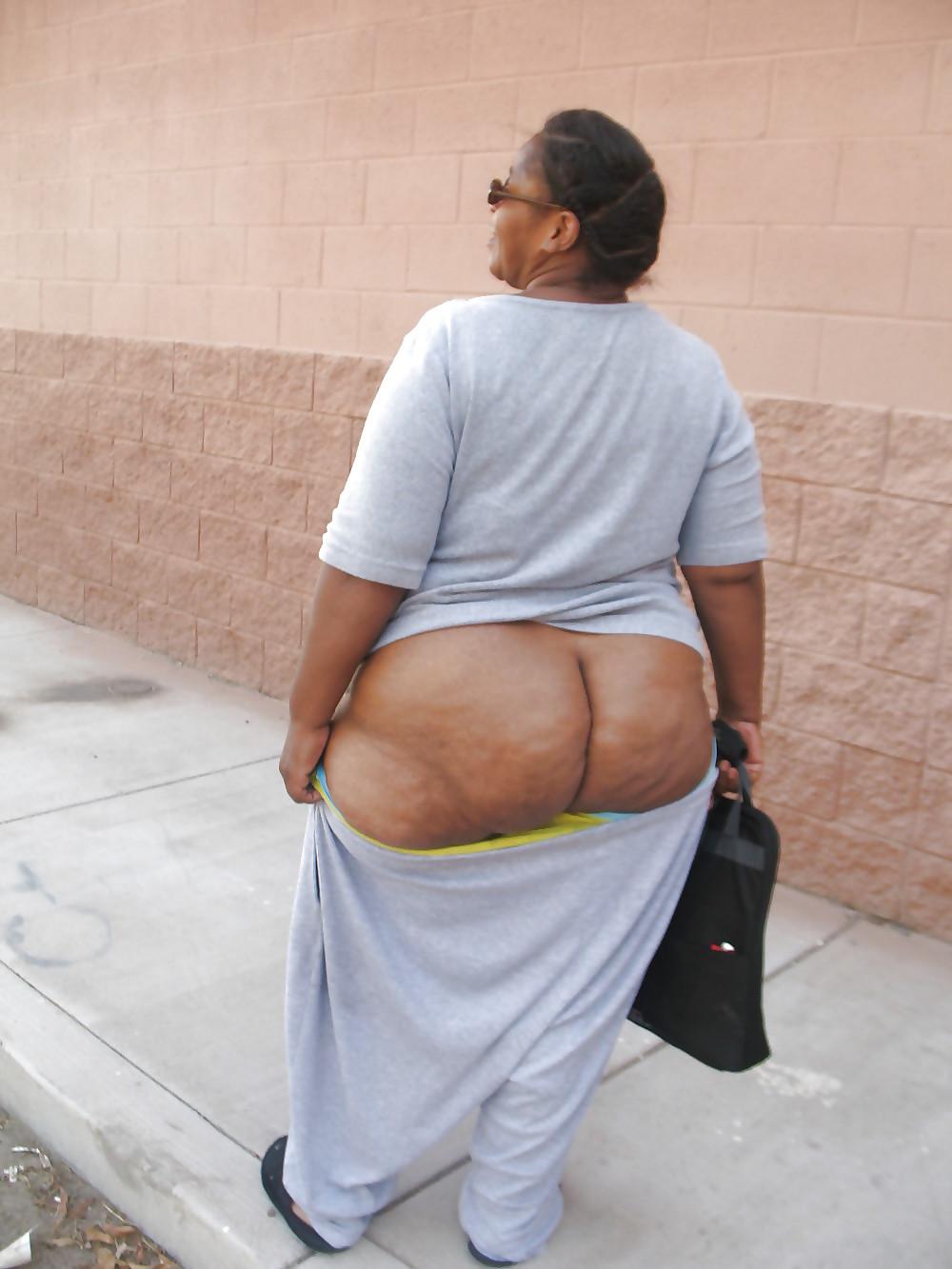 16P Black mom