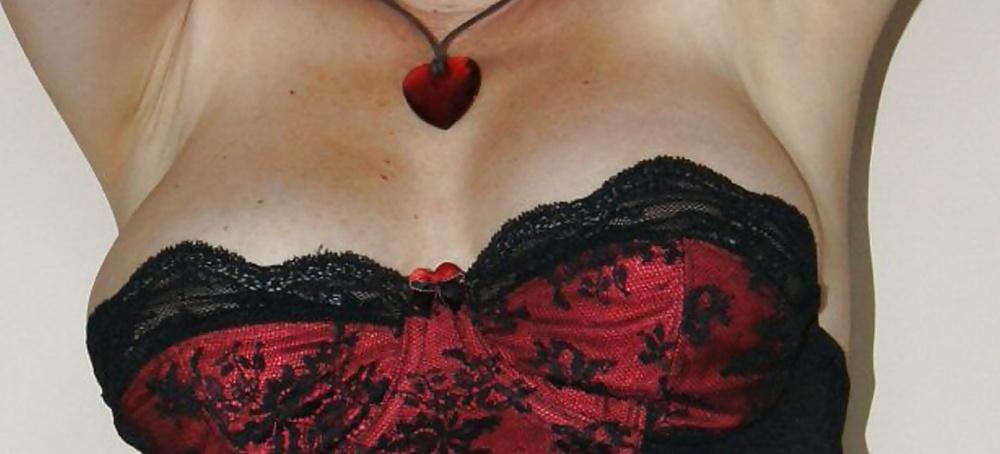 25P My wifes tits in private and public