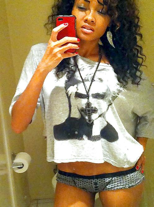 25P Amateur Black Girls 35