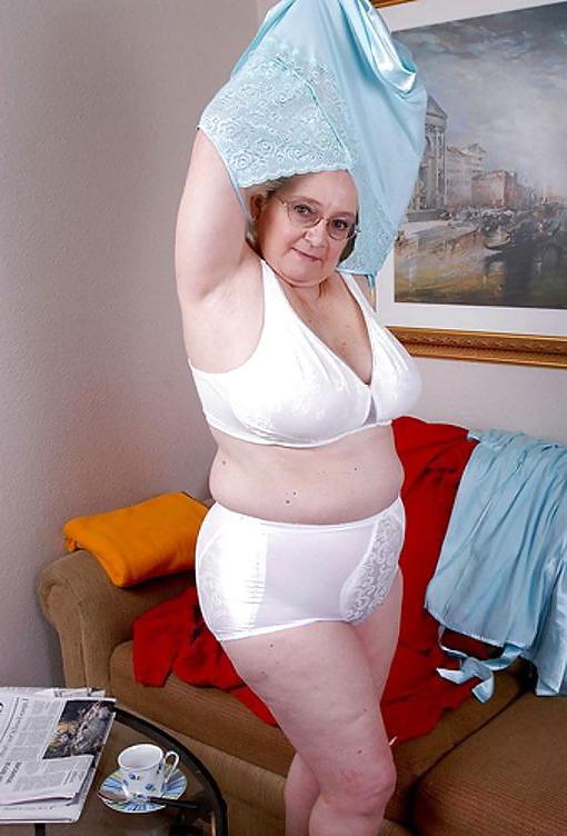 20P Mature-BBW-BDSM Ladies 357
