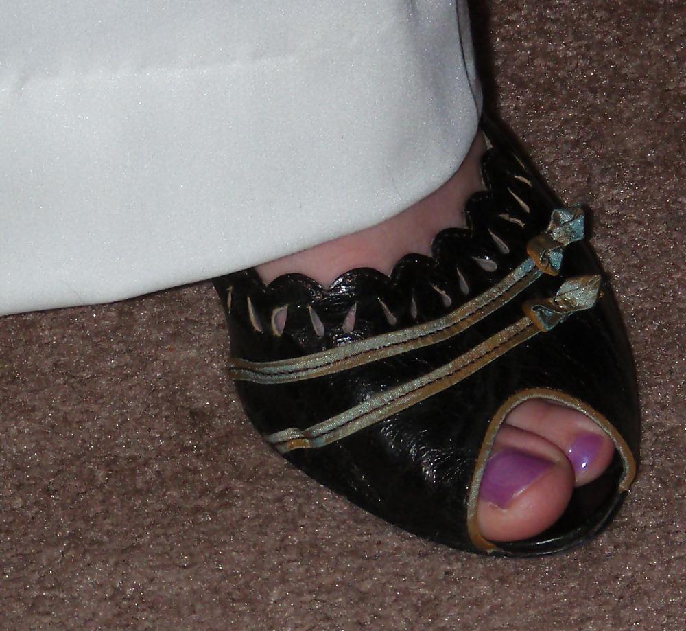 23P Feet sandals