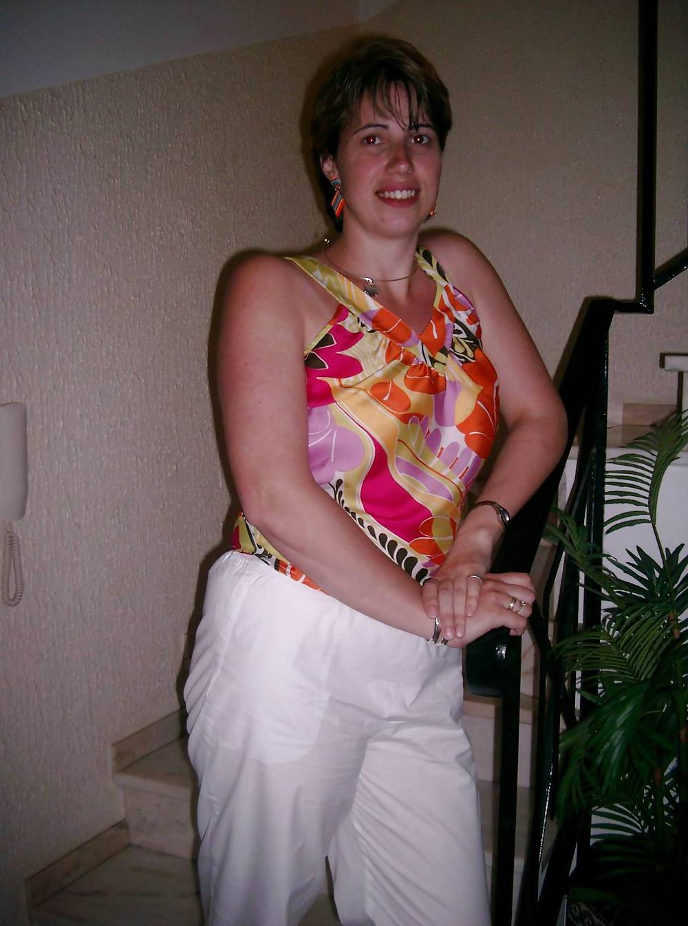 10P My whore holly fully cothed but I fucked her in public