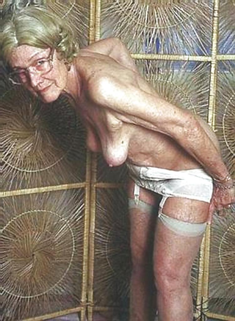 25P Grannies BBW Matures #25