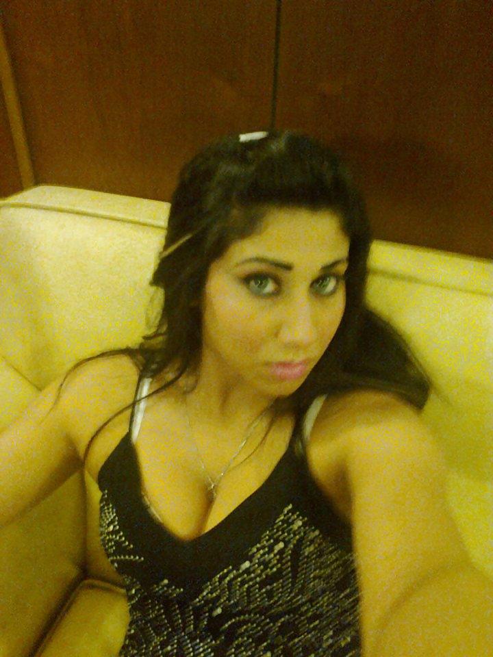 9P Arab turkish girl: sahra