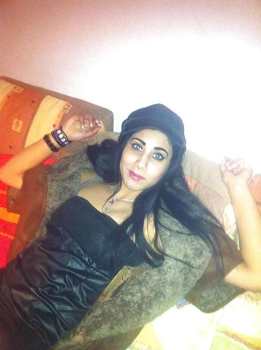 9P Arab turkish girl: sahra