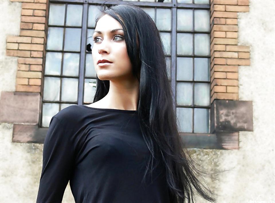 25P Gothic beauties 09