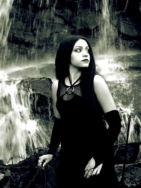 25P Gothic beauties 09