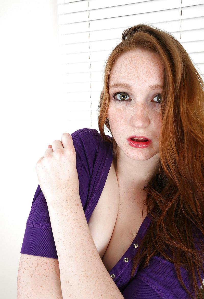 15P Young Redhead Teen Flashes Her Firecrotch